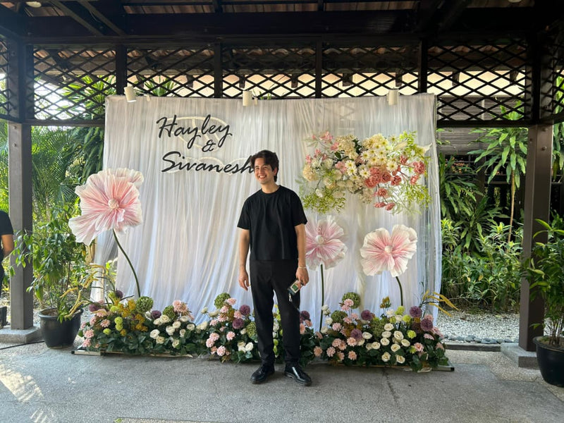 A Refreshing Outdoor Wedding Moment